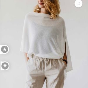 WE ARE AMMA Cocoon Breastfeeding Poncho Cover in Ivory